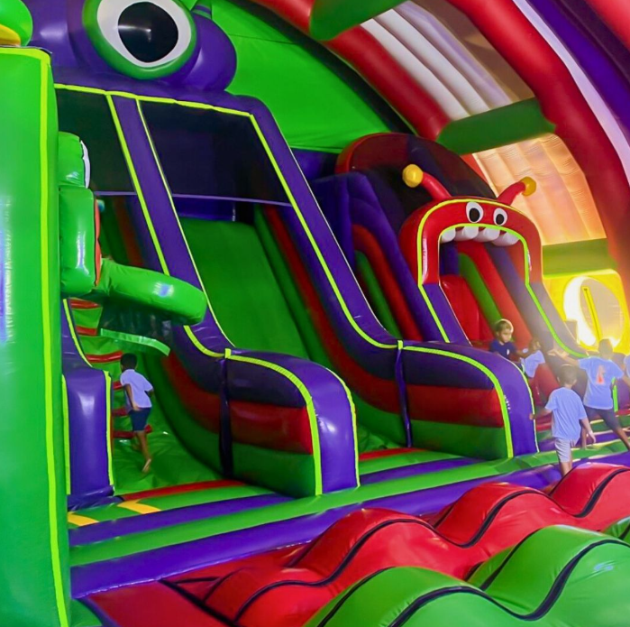 Big Jump Park batuudikeskus seest